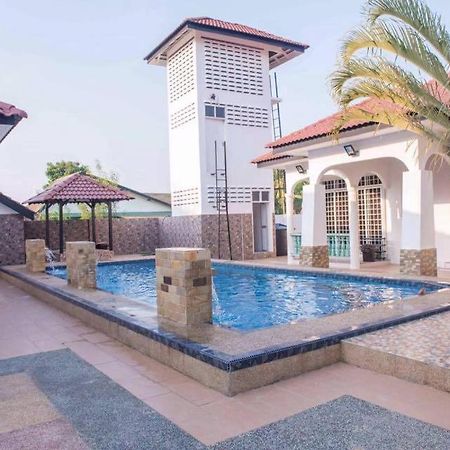 Wan Danisha Villa Inn Kota Bharu Extérieur photo