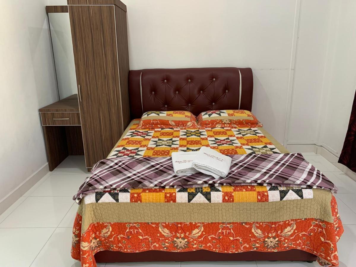 Wan Danisha Villa Inn Kota Bharu Extérieur photo